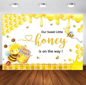 Honey is on the way Backdrop (Material: Vinyl)