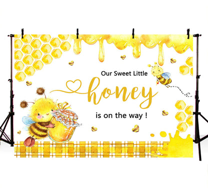Honey is on the way Backdrop (Material: Vinyl)